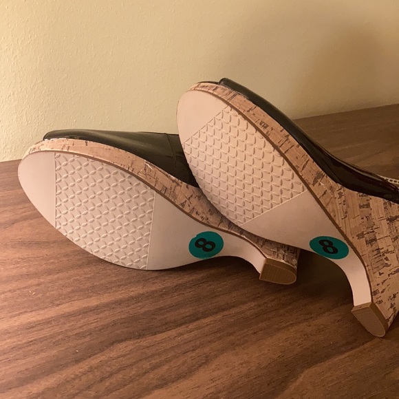 Fashion Bug heels - Picture 3 of 4